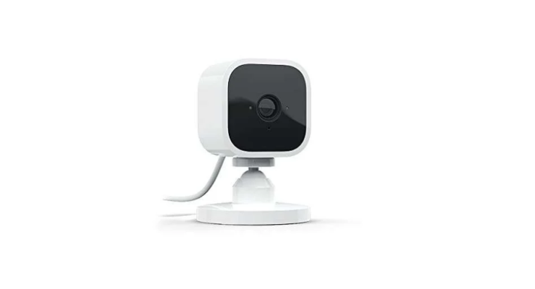 34 % de réduction : Blink Mini Caméra d’intérieur connectée compacte à brancher – Vidéo HD 1080p