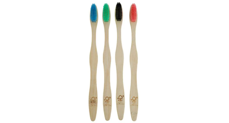 Pack de 4 brosses à dents bambou