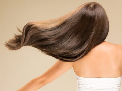 8 Astuces infaillibles pour accélérer la pousse de vos cheveux