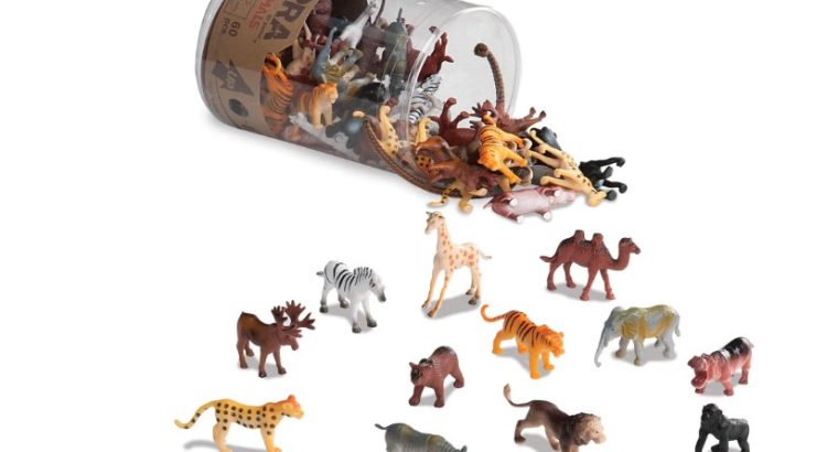 Figurines des animaux sauvages de Terra by Battat