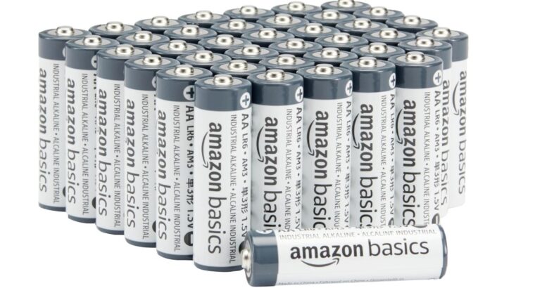 Lot de 40 piles industrielles AA Alkaline Amazon Basics